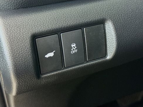 Certified 2024 Honda Pilot EX-L image 9