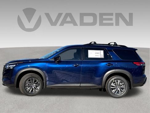 New 2026 Nissan Pathfinder Platinum w/ Cargo Package FWD image 26