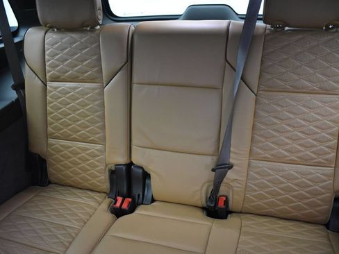 Used 2021 Cadillac Escalade Sport w/ Driver Assist Tech Package AWD/4WD image 31