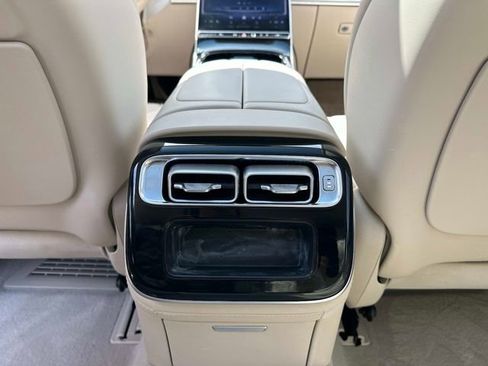 Certified 2023 Mercedes-Benz S 580 4MATIC Sedan image 13