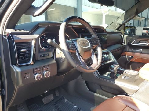 Used 2024 GMC Sierra 1500 Denali Ultimate AWD/4WD image 20