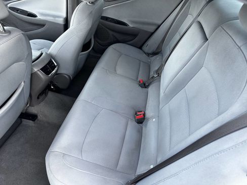 Used 2018 Chevrolet Malibu LT image 27