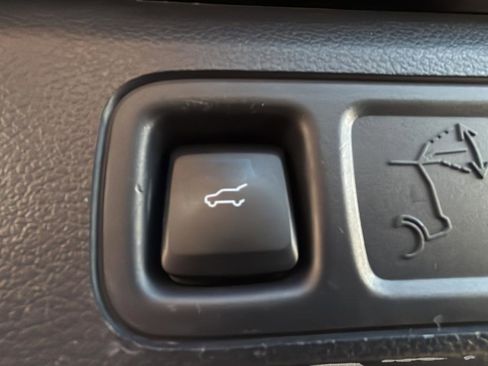 Used 2024 Ford Expedition Limited image 51