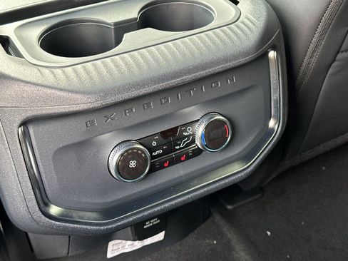 New 2026 Ford Expedition Tremor image 13