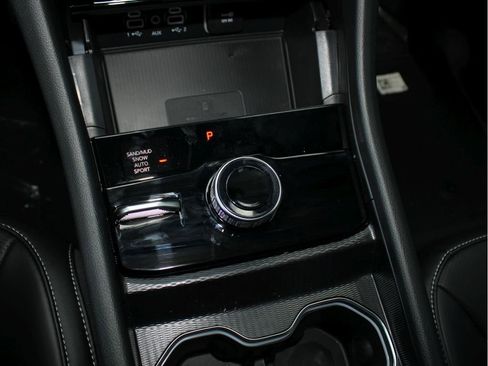 New 2025 Jeep Grand Cherokee Limited w/ Luxury Tech Group II image 19