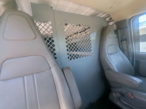 Used 2021 Chevrolet Express 2500 w/ Driver Convenience Package RWD image 12