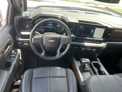 Used 2024 Chevrolet Silverado 1500 High Country w/ High Country Premium Package image 27