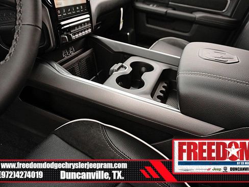 New 2026 RAM 2500 Laramie AWD/4WD image 31