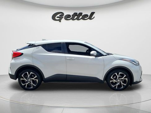 Certified 2020 Toyota C-HR XLE FWD image 4