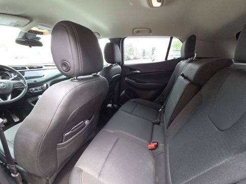 Used 2023 Buick Encore GX Select w/ Sport Touring Package FWD image 7