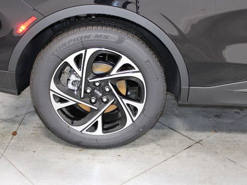 New 2025 Lincoln Nautilus Premier w/ Equipment Group 102A image 63