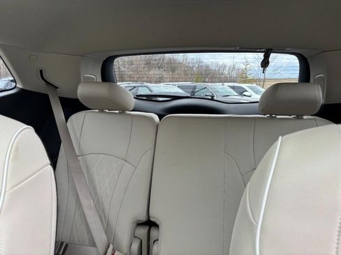 Used 2022 Buick Enclave Avenir w/ Avenir Technology Package image 10
