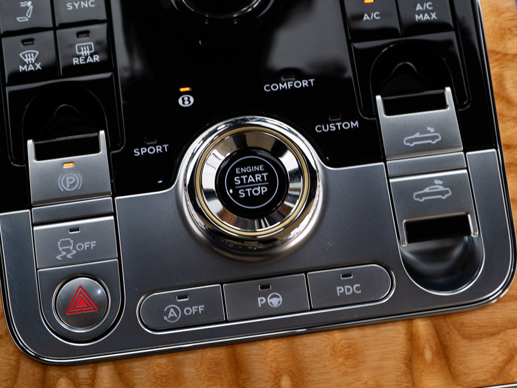 Certified 2023 Bentley Continental GT Azure AWD/4WD image 39