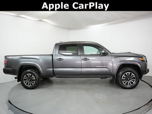 Used 2021 Toyota Tacoma TRD Sport image 5