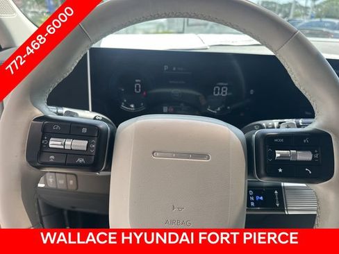 Used 2025 Hyundai Santa Fe SE FWD image 19