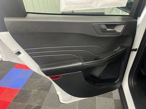 Used 2025 Ford Escape Active FWD image 16