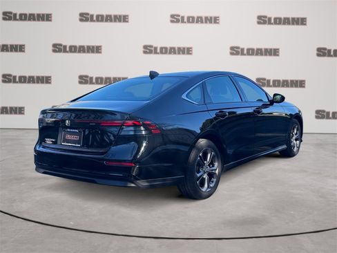 Used 2023 Honda Accord EX image 5