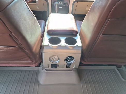 Used 2014 Ford F150 King Ranch w/ King Ranch Luxury Package RWD image 32