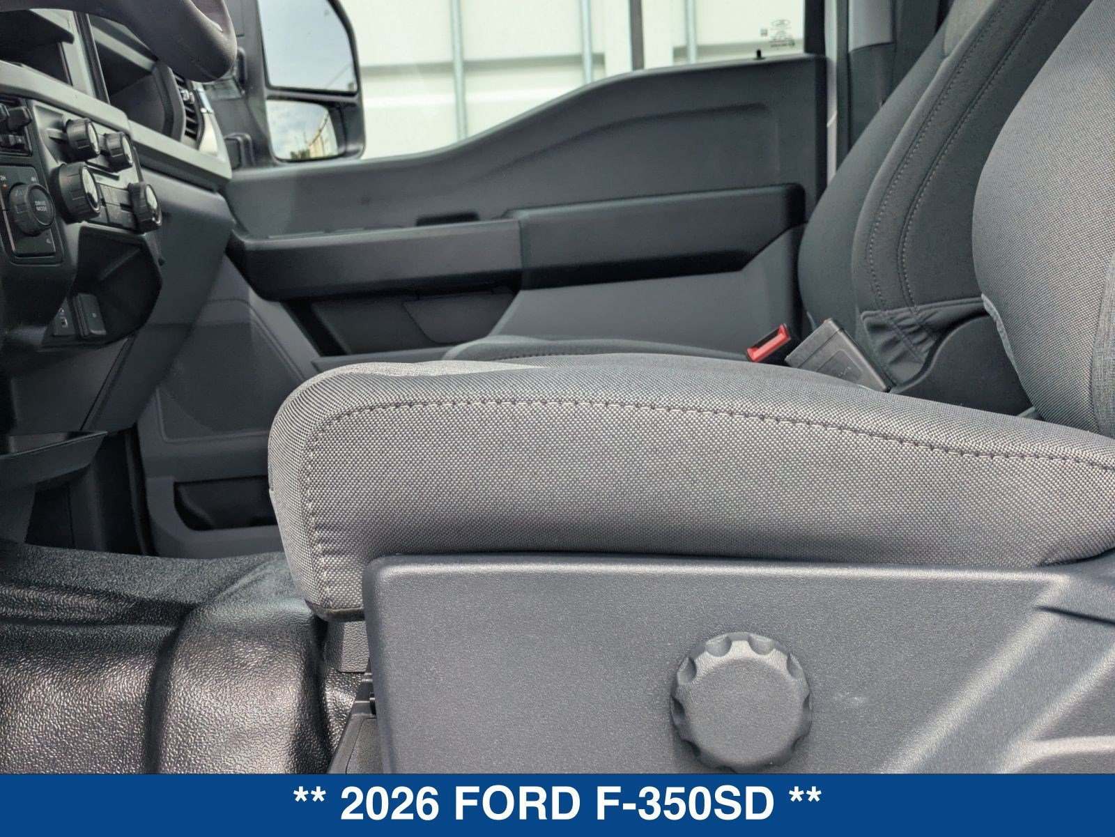 New 2026 Ford F350 XL w/ XL Chrome Package AWD/4WD image 25