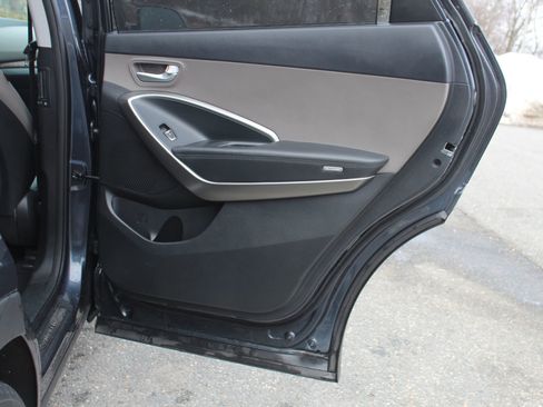 Used 2017 Hyundai Santa Fe SE w/ SE Premium Package 02 image 17