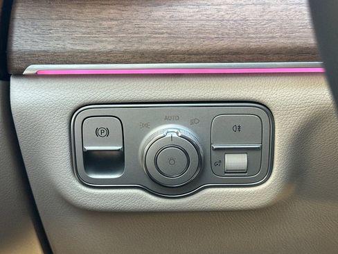 Certified 2026 Mercedes-Benz GLE 350 4MATIC image 31