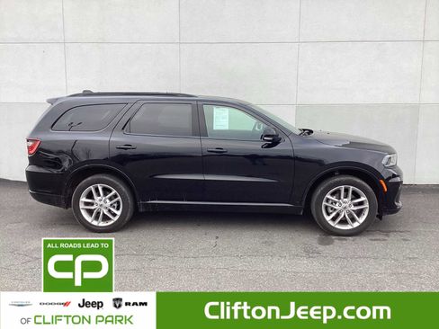 Certified 2024 Dodge Durango GT image 4
