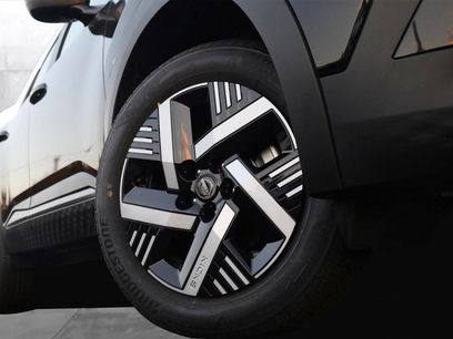 New 2026 Nissan Kicks SV w/ SV Premium Package