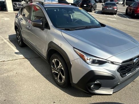 Used 2025 Subaru Crosstrek 2.5i Premium AWD/4WD image 3