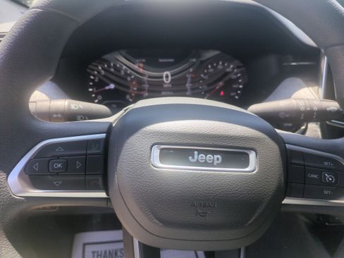 Used 2023 Jeep Compass Sport AWD/4WD image 12