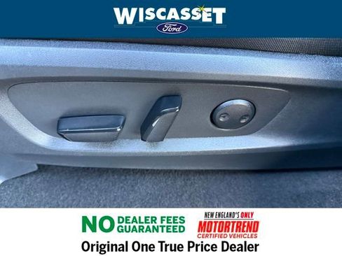 Used 2024 Nissan Pathfinder SV image 22