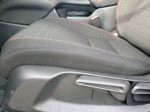 Used 2025 Honda HR-V Sport image 15