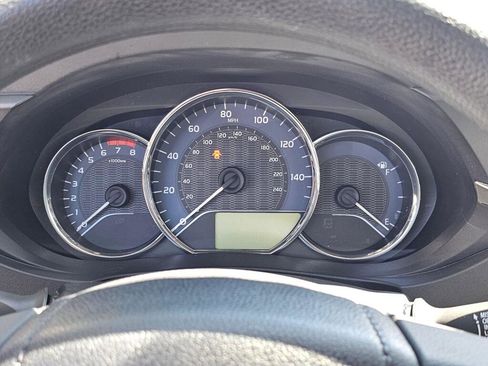 Used 2014 Toyota Corolla LE FWD image 25