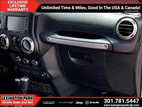 Used 2017 Jeep Wrangler Unlimited Rubicon w/ Dual Top Group AWD/4WD image 24