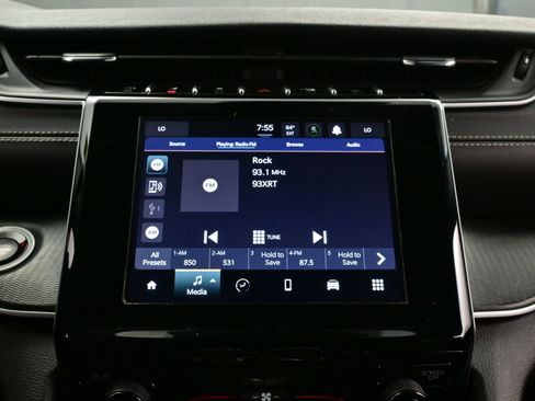 Used 2023 Jeep Grand Cherokee L Laredo image 22