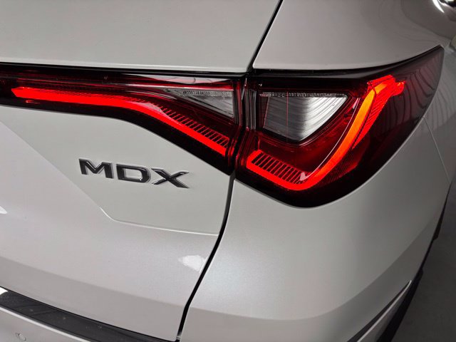 Used 2026 Acura MDX w/ Technology Package FWD image 7