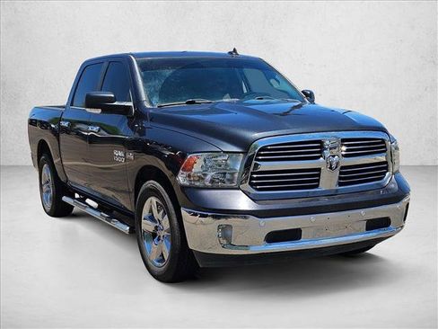 Used 2017 RAM 1500 Big Horn RWD image 3