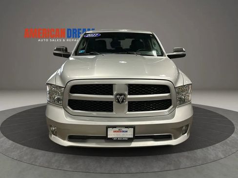 Used 2017 RAM 1500 Express w/ Express Value Package AWD/4WD image 8