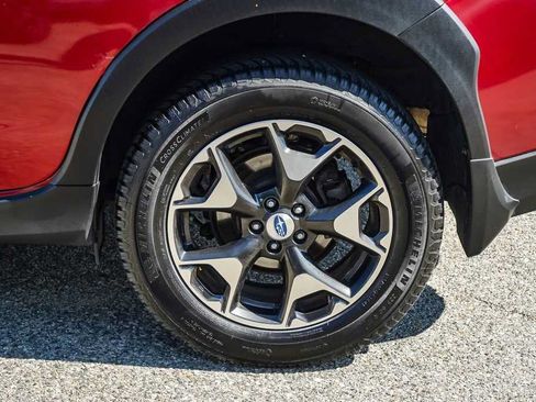 Used 2018 Subaru Crosstrek 2.0i Premium AWD/4WD image 11