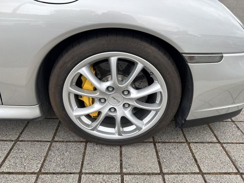 Used 2004 Porsche 911 Turbo AWD/4WD image 11