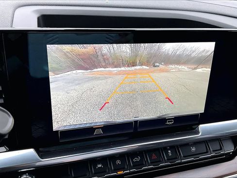 Used 2024 GMC Sierra 1500 SLT image 28