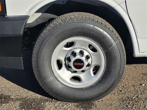 New 2024 GMC Savana 2500 w/ Driver Convenience Package image 10