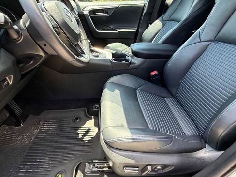 Used 2021 Toyota RAV4 XSE AWD/4WD image 17