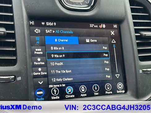 Used 2018 Chrysler 300 S w/ 300S Premium Group image 27