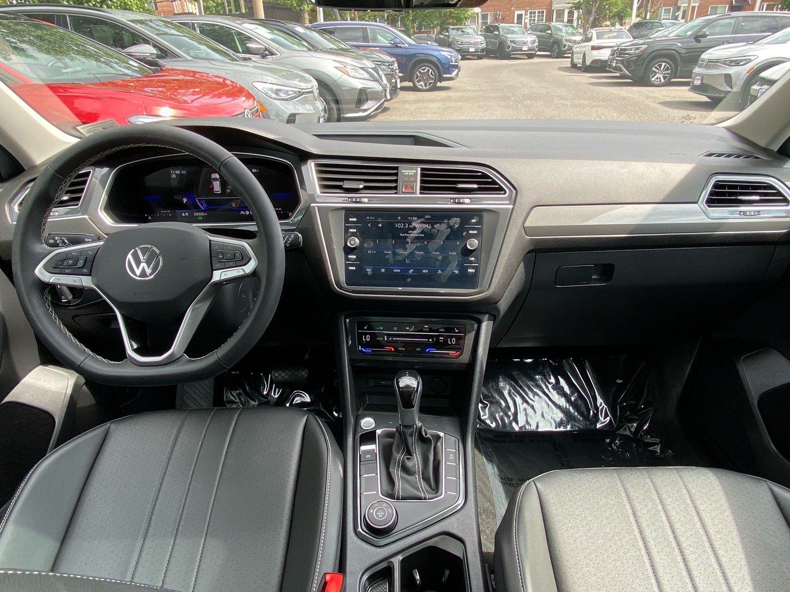 Certified 2024 Volkswagen Tiguan SE AWD/4WD image 8