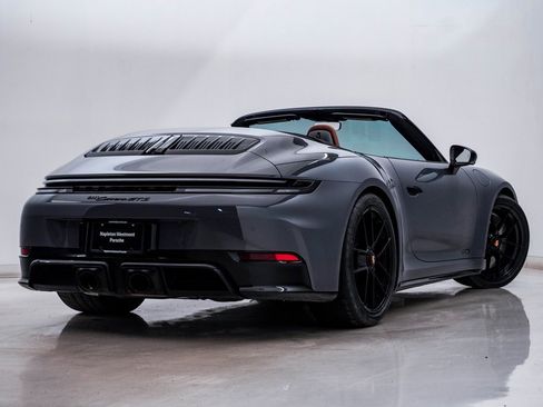 Certified 2025 Porsche 911 Carrera GTS image 12