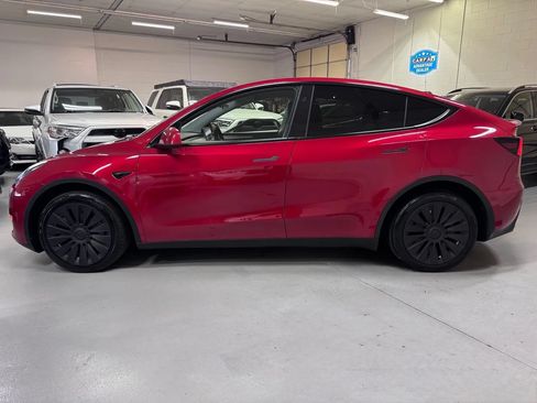 Used 2023 Tesla Model Y Long Range AWD/4WD image 6