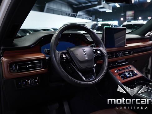 Used 2024 Lincoln Aviator Reserve w/ Jet Package RWD image 25