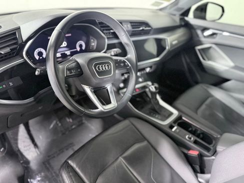 Used 2020 Audi Q3 2.0T Premium Plus w/ Premium Plus Package AWD/4WD image 16