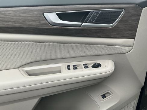 New 2026 Volkswagen Atlas SEL image 10