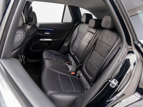 New 2025 Mercedes-Benz GLC 350e 4MATIC image 15